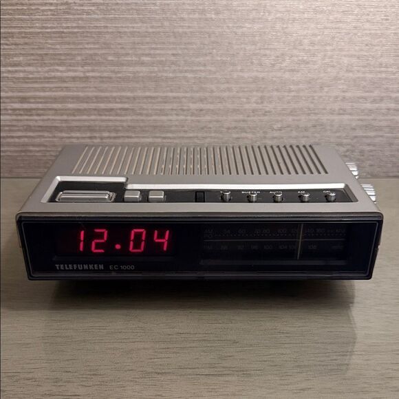 Telefunken Other - SCARCE RARE Telefunken EC 1000 Gray Clock Radio